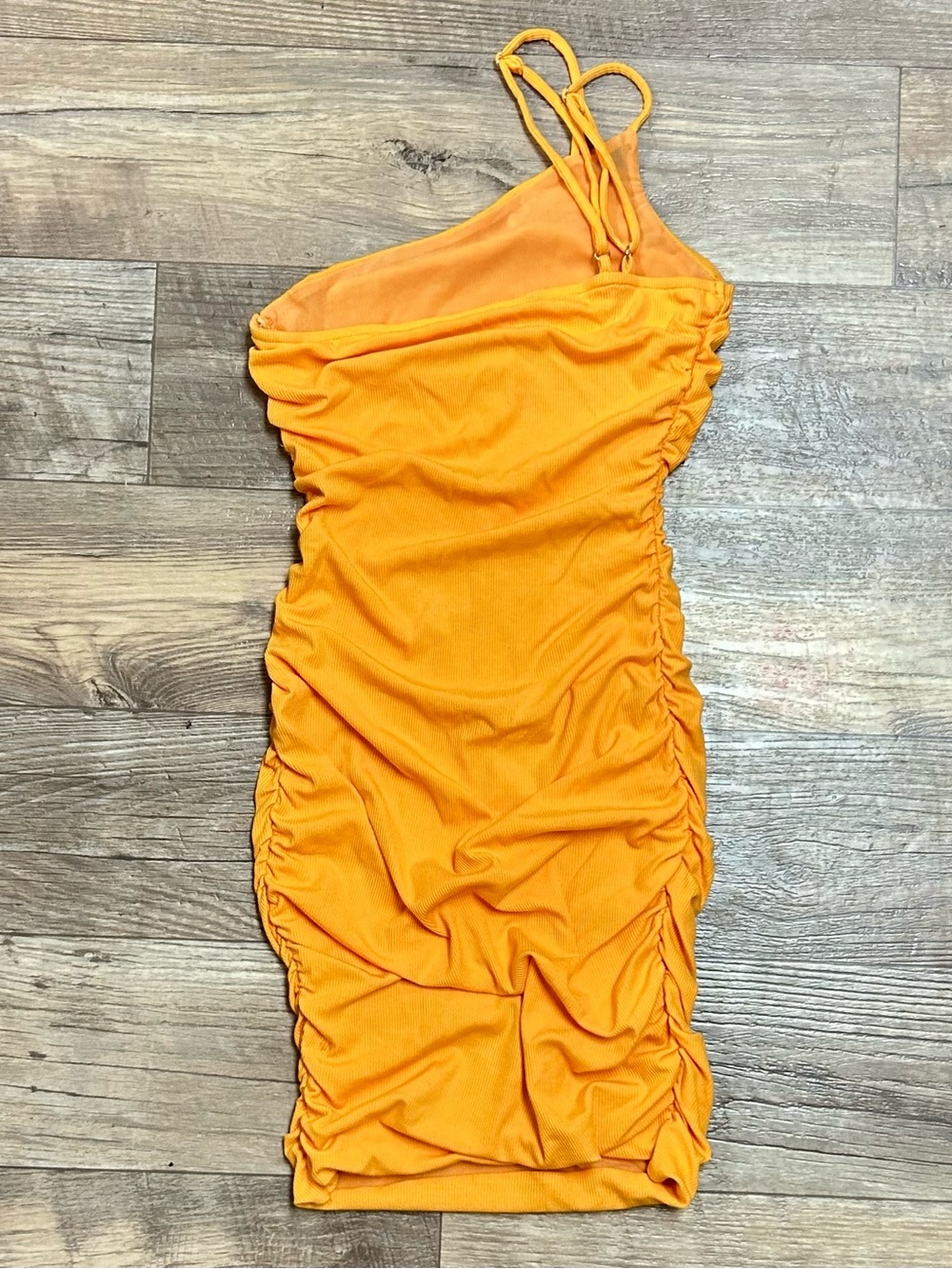 Princess Polly ‘Reece’ One-Shoulder Ruched Bodycon Mini Dress - Picture 2 of 3